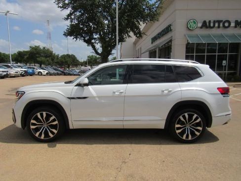 Used 2022 Volkswagen Atlas SEL Premium image 10