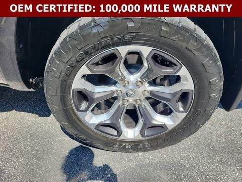 Used 2023 RAM 1500 Limited AWD/4WD image 9
