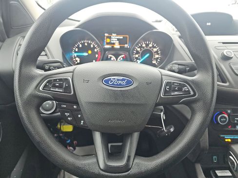 Used 2018 Ford Escape SE w/ Ford Safe & Smart Package image 13