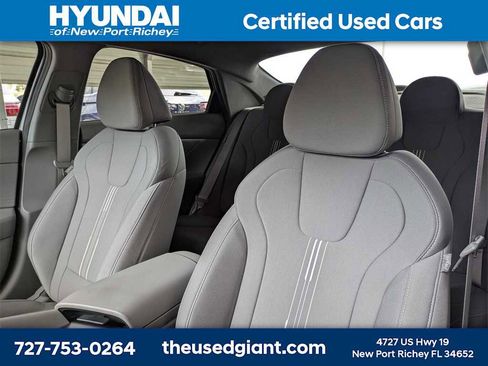Certified 2024 Hyundai Elantra SEL image 7