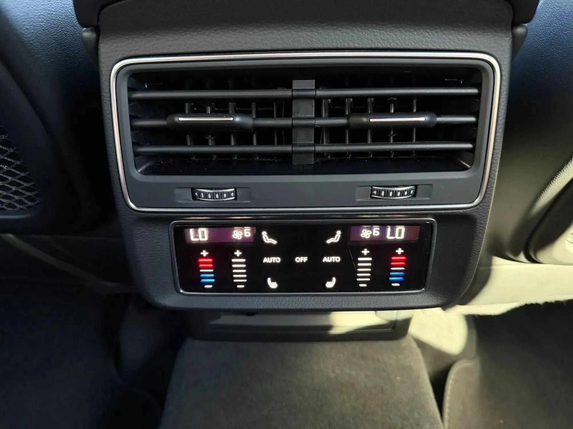 Used 2022 Audi SQ8 Premium Plus w/ Executive Package AWD/4WD image 20