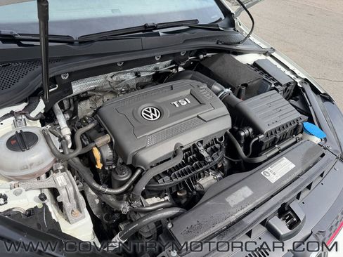 Used 2017 Volkswagen GTI SE FWD image 16