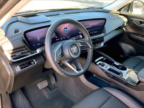 Used 2025 Buick Envision Preferred image 14