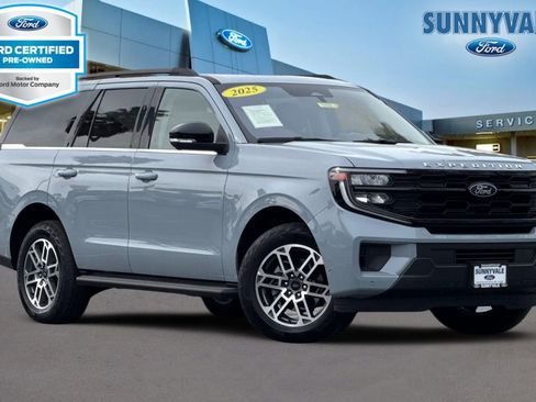 Certified 2025 Ford Expedition Active image 1