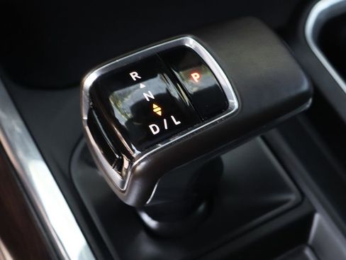 Used 2023 GMC Sierra 1500 SLT w/ SLT Premium Package AWD/4WD image 43