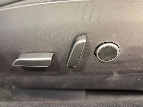 Used 2022 Tesla Model 3 Long Range AWD/4WD image 19