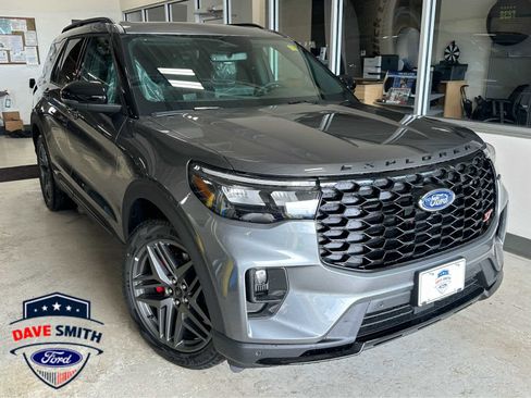 New 2026 Ford Explorer ST AWD/4WD image 2