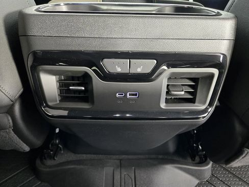 New 2026 Chevrolet Silverado 1500 ZR2 AWD/4WD image 32
