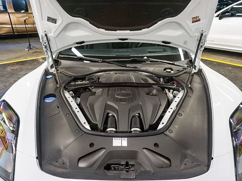 Used 2024 Porsche Panamera 4 image 27