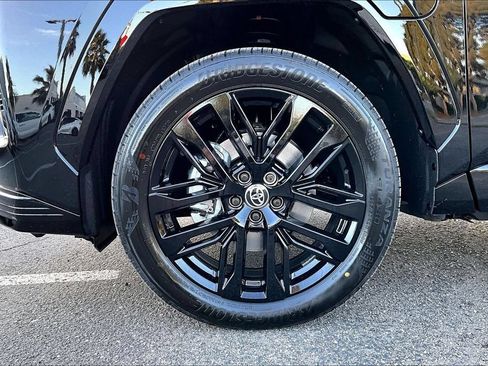 New 2026 Toyota RAV4 XSE AWD/4WD image 12