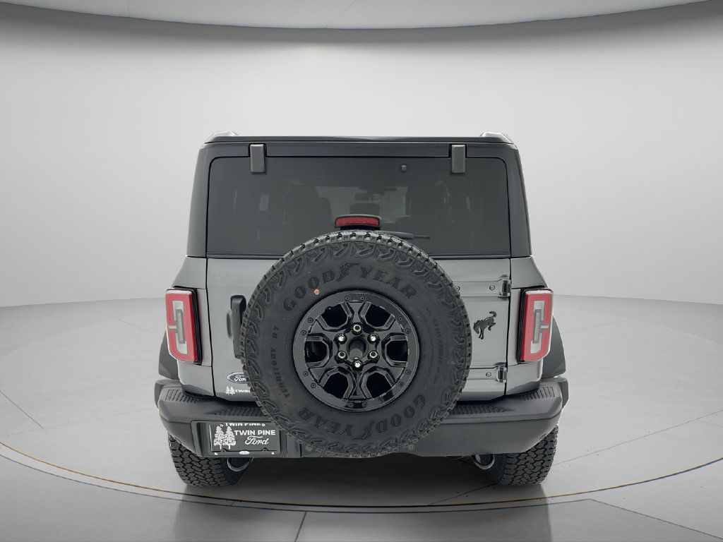 Used 2025 Ford Bronco Badlands AWD/4WD image 7