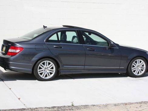 Used 2009 Mercedes-Benz C 300 4MATIC Sedan image 8