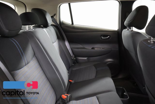 Used 2025 Nissan Leaf S FWD image 10