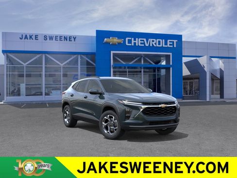 New 2026 Chevrolet Trax LT FWD image 1