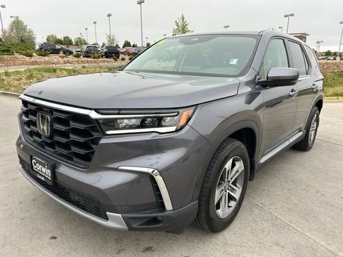 Used 2024 Honda Pilot EX-L image 3