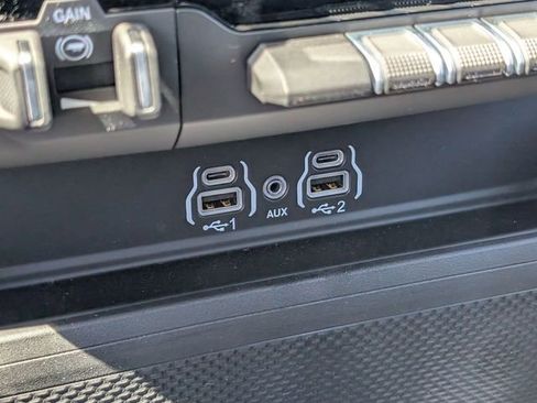 New 2026 RAM 2500 Big Horn AWD/4WD image 19