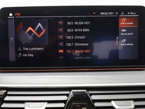 Certified 2023 BMW 530i xDrive w/ Premium Package image 10