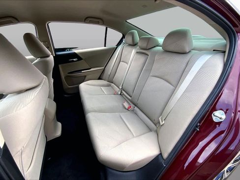 Used 2016 Honda Accord LX image 20