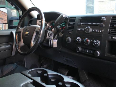 Used 2013 Chevrolet Silverado 3500 LT w/ Convenience Package image 30