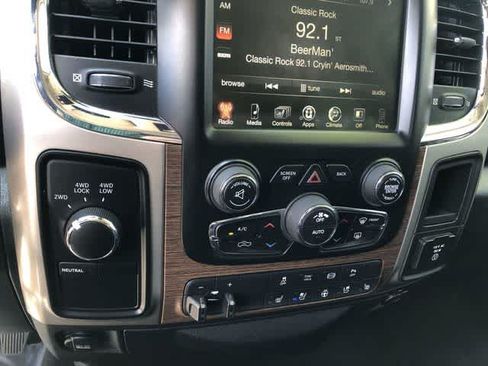 Used 2015 RAM 2500 Laramie AWD/4WD image 17