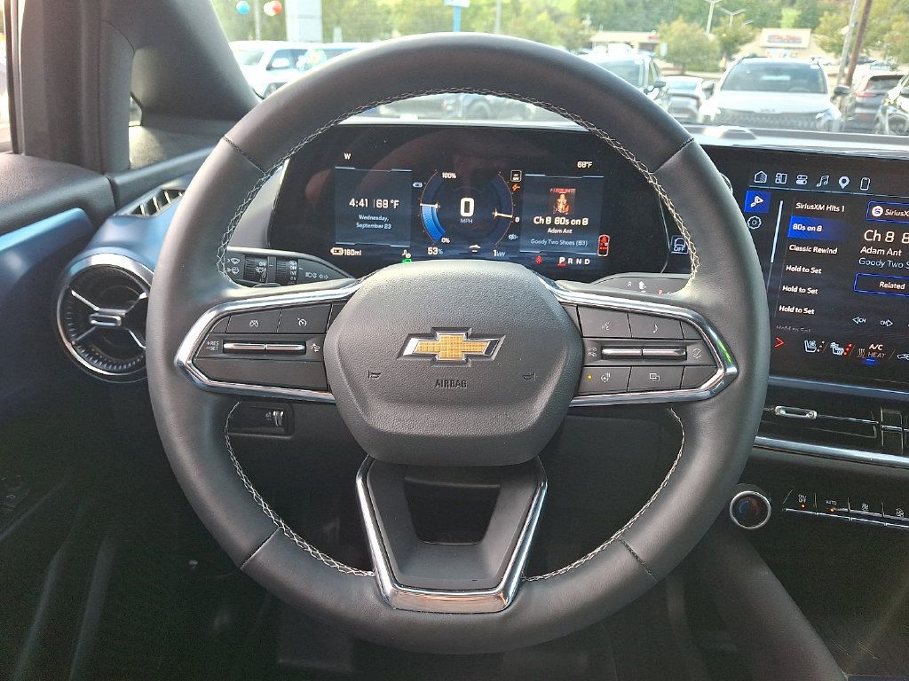 Used 2024 Chevrolet Equinox EV LT AWD/4WD image 20