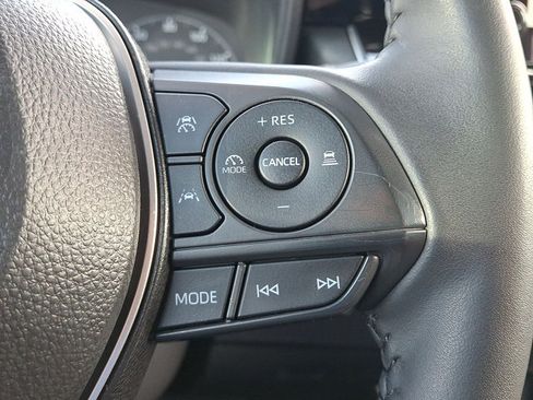 Certified 2025 Toyota Corolla SE FWD image 19