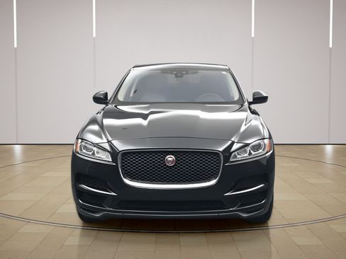 Used 2020 Jaguar F-PACE Prestige AWD/4WD image 28