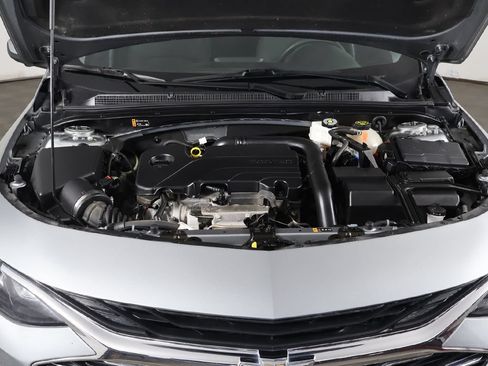 Used 2023 Chevrolet Malibu LT FWD image 17