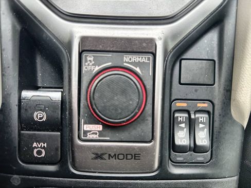 Used 2021 Subaru Forester Premium AWD/4WD image 17