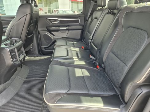 Used 2024 RAM 1500 Laramie AWD/4WD image 17
