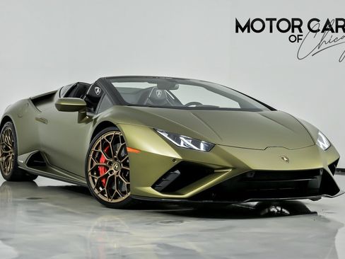 Used 2022 Lamborghini Huracan EVO RWD image 1