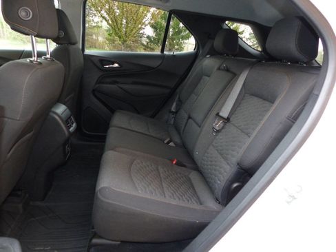 Used 2021 Chevrolet Equinox LT FWD image 28