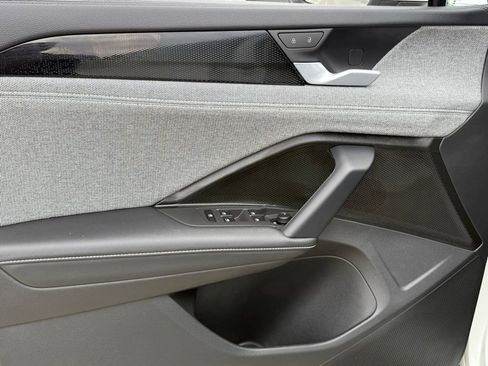 New 2025 Volkswagen Tiguan S image 12