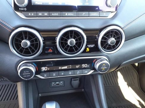 Used 2023 Nissan Sentra SR w/ Trunk Package FWD image 11