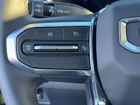 New 2026 GMC Canyon Elevation w/ Convenience Package image 17