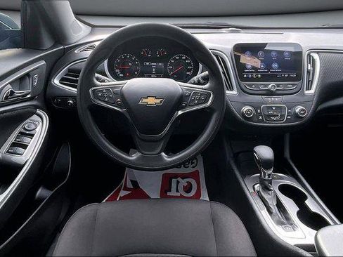 Used 2024 Chevrolet Malibu LS image 9