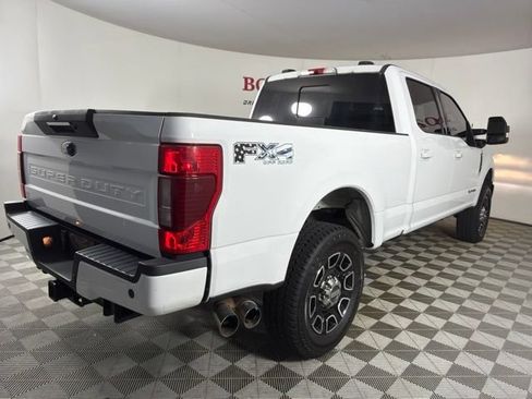 Certified 2022 Ford F250 Lariat w/ Lariat Ultimate Package AWD/4WD image 8