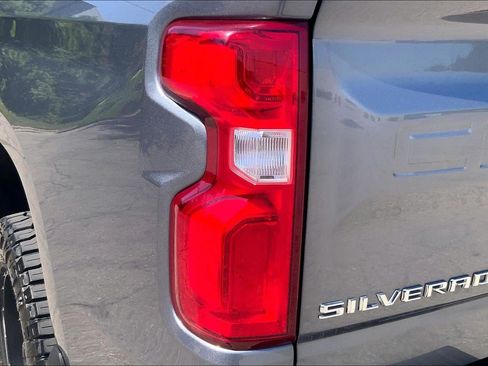 Used 2019 Chevrolet Silverado 1500 High Country AWD/4WD image 28