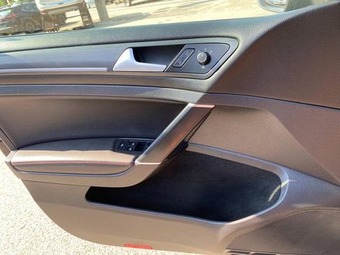 Used 2021 Volkswagen GTI Autobahn image 17