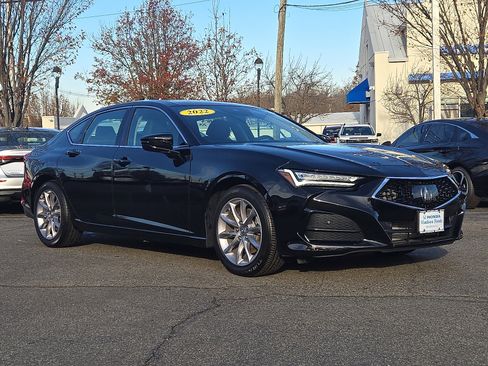Used 2022 Acura TLX image 2