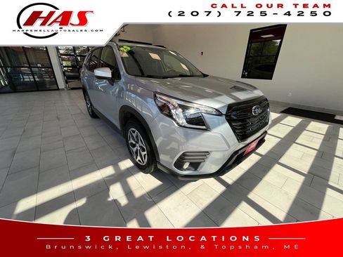 Used 2023 Subaru Forester Premium AWD/4WD image 8