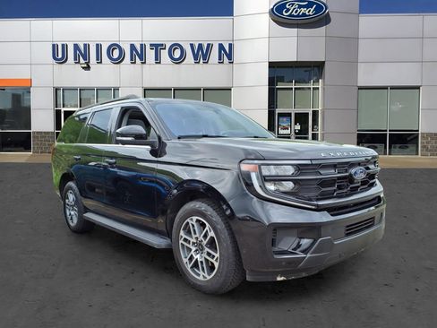 Used 2025 Ford Expedition Active AWD/4WD image 1