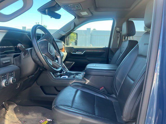 Used 2024 GMC Sierra 2500 Denali w/ Denali Reserve Package AWD/4WD image 7
