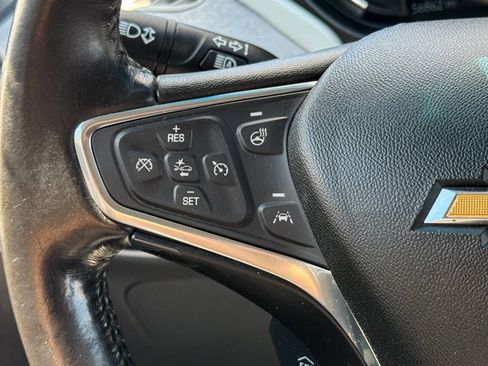 Used 2020 Chevrolet Bolt LT FWD image 26