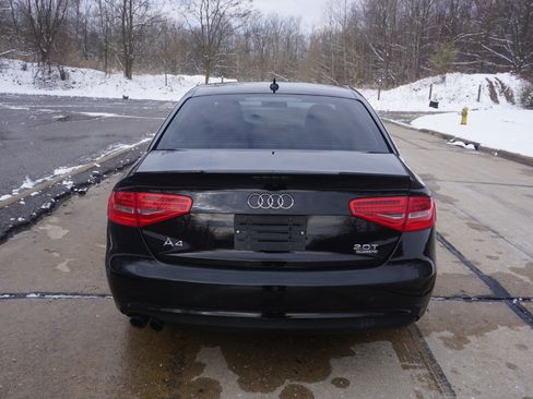 Used 2015 Audi A4 2.0T Premium w/ Audi MMI Navigation image 4