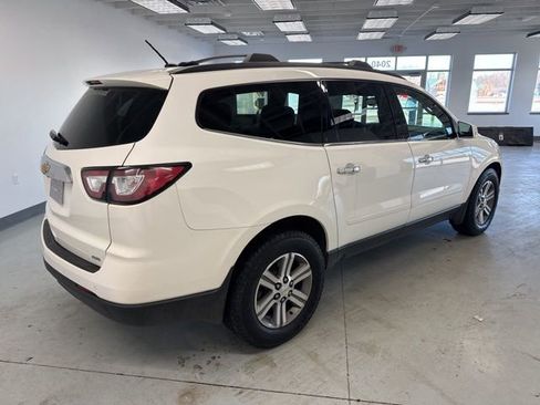 Used 2015 Chevrolet Traverse LT image 12