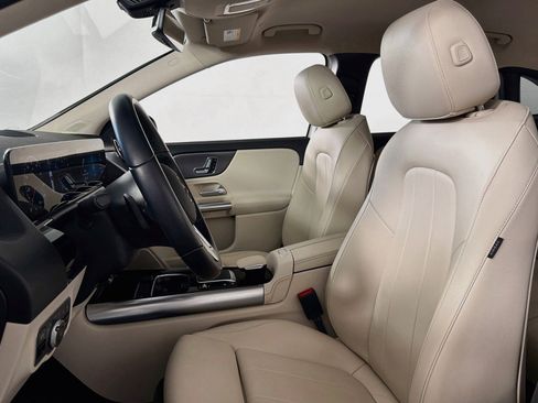 Certified 2022 Mercedes-Benz GLA 250 image 16
