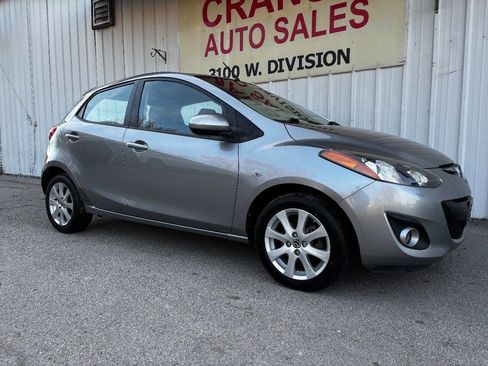 Used 2013 MAZDA MAZDA2 Touring image 37