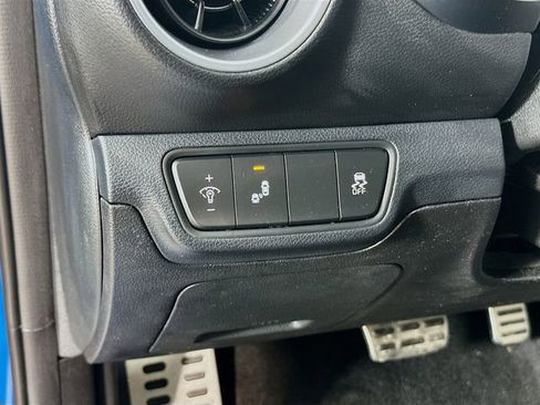 Used 2023 Kia Forte GT-Line w/ GT-Line Premium Package image 19