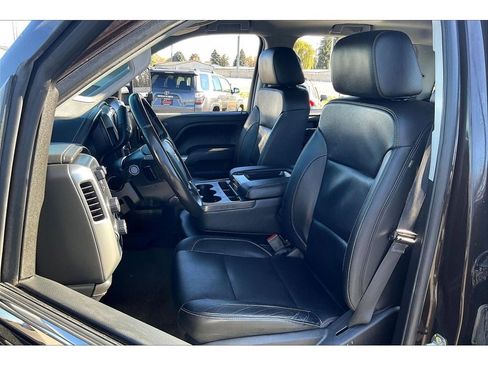 Used 2018 Chevrolet Silverado 2500 LTZ w/ Duramax Plus Package image 26